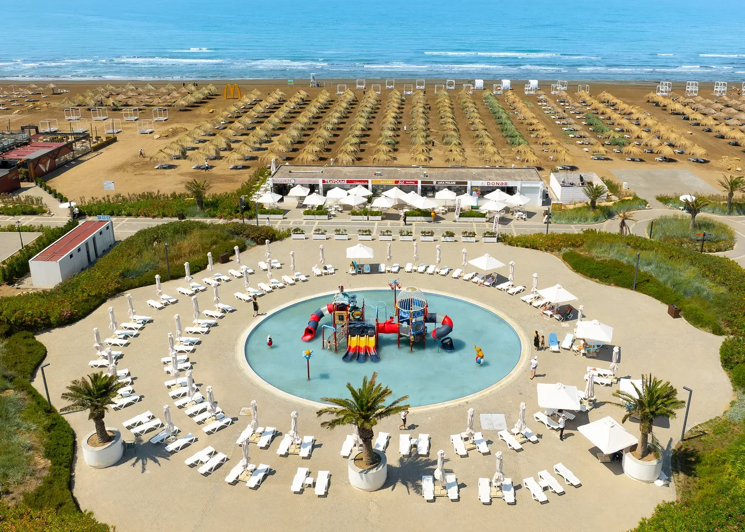 The Beach Club в Sea Breeze