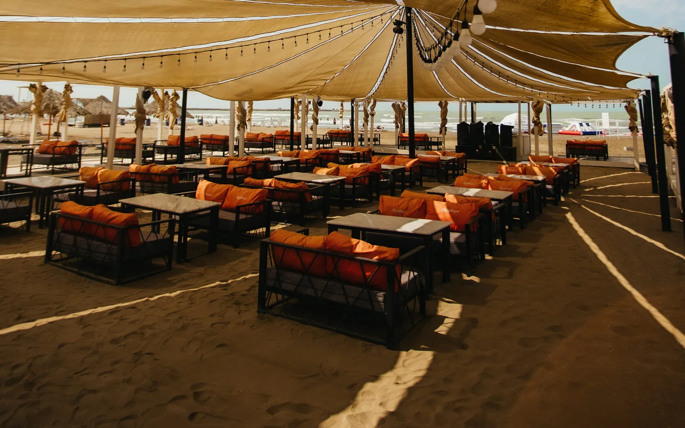 Beerbaşa Miami at Sea Breeze