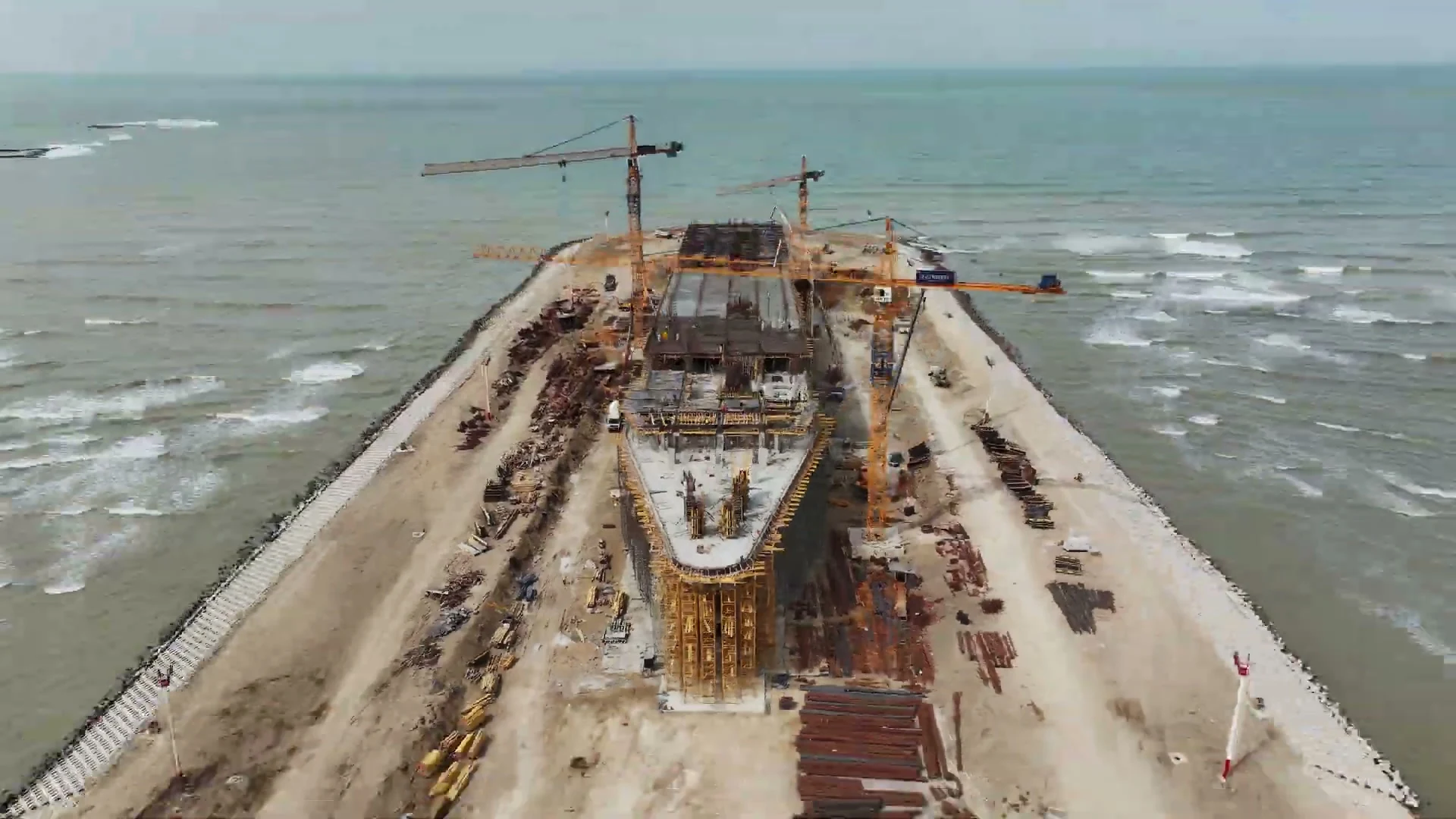 Caspian Dream Liner в Sea Breeze: что строят, сроки, полуостров